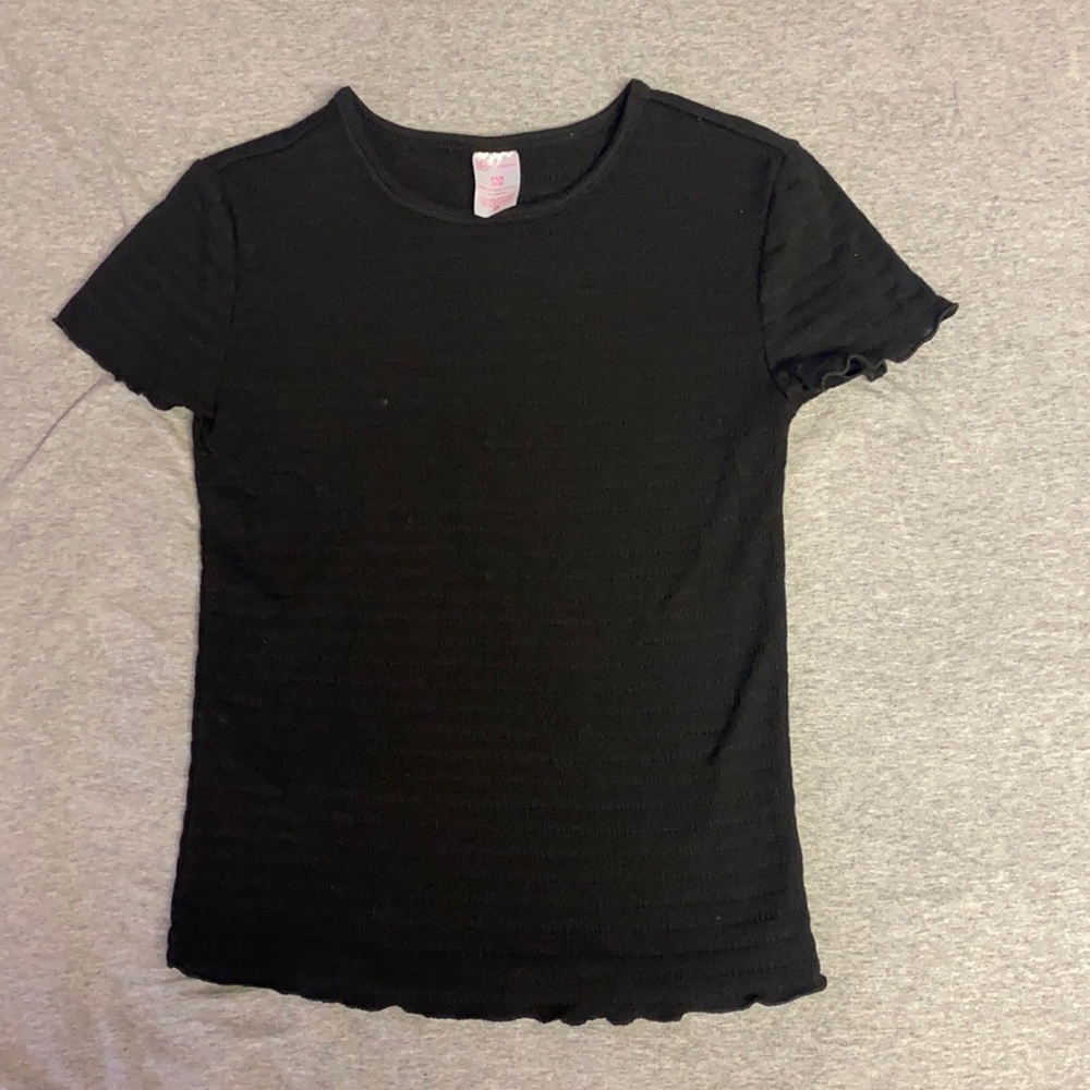 plain back shirt